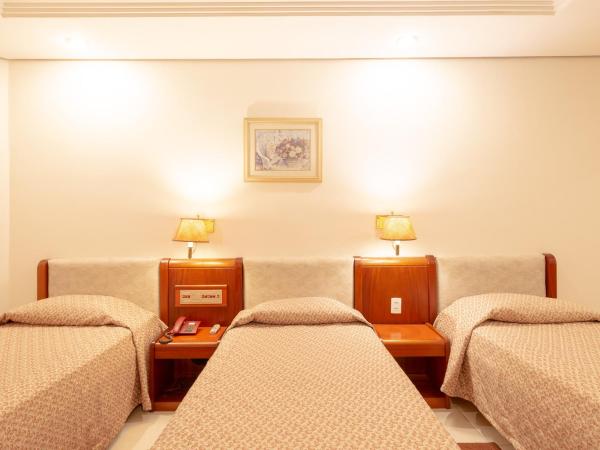 Real Castilha Hotel : photo 4 de la chambre chambre triple standard