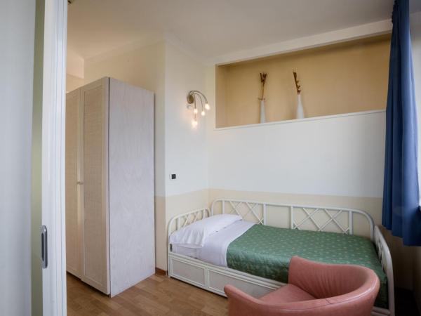 Hotel Duomo : photo 7 de la chambre chambre quadruple