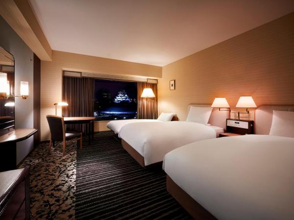 Hotel New Otani Osaka : photo 6 de la chambre petit hébergement triple non-fumeurs - vue sur château