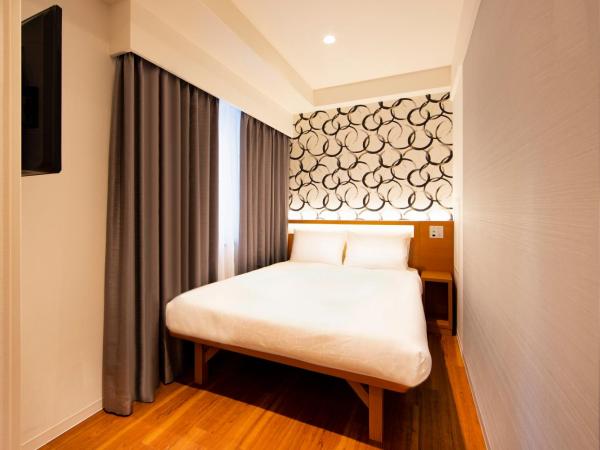 karaksa hotel grande Shin-Osaka Tower : photo 1 de la chambre chambre double standard - non-fumeurs