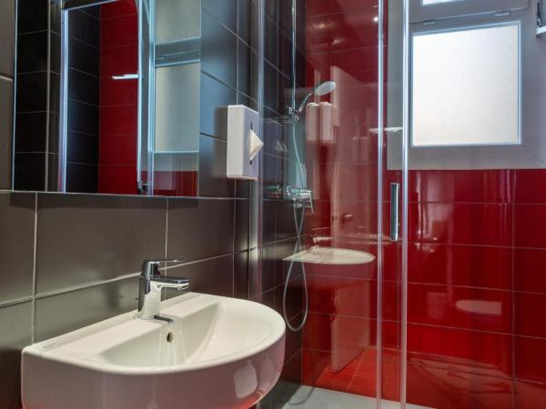 The Originals City, Hôtel Lecourbe, Paris Tour Eiffel : photo 7 de la chambre chambre simple standard