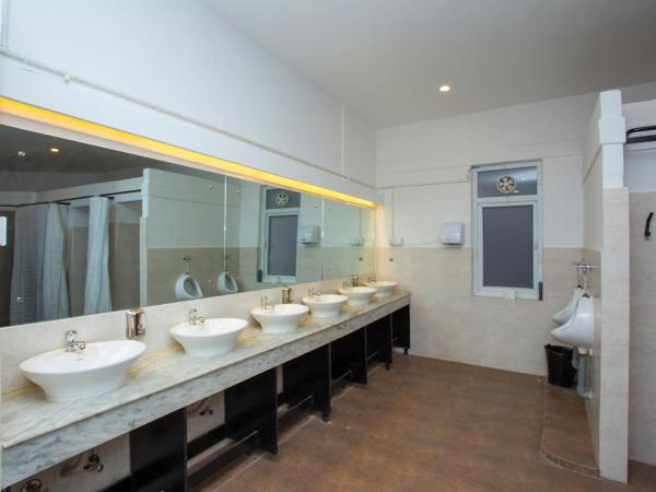 Yakety Yak Hostel : photo 2 de la chambre lit dans dortoir mixte de 8 lits