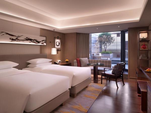 Grand Hyatt Hangzhou : photo 1 de la chambre chambre lits jumeaux avec jardin