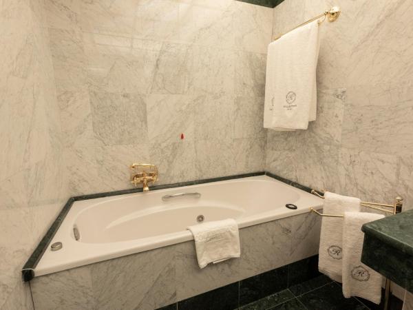 City Life Hotel Poliziano, by R Collection Hotels : photo 6 de la chambre suite