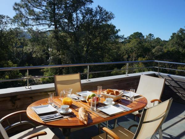 Résidence Cala Sultana : photo 2 de la chambre appartement 2 chambres n° 1 (5 adultes)