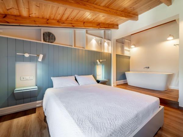 Allure Central Boutique Hotel : photo 2 de la chambre suite avec baignoire