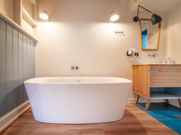 Allure Central Boutique Hotel : photo 5 de la chambre suite avec baignoire