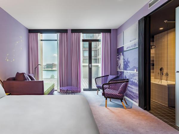 Room Mate Bruno : photo 4 de la chambre chambre double exécutive