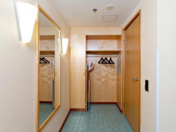 Holiday Club Tampereen Kehräämö : photo 4 de la chambre suite with balcony - annex building