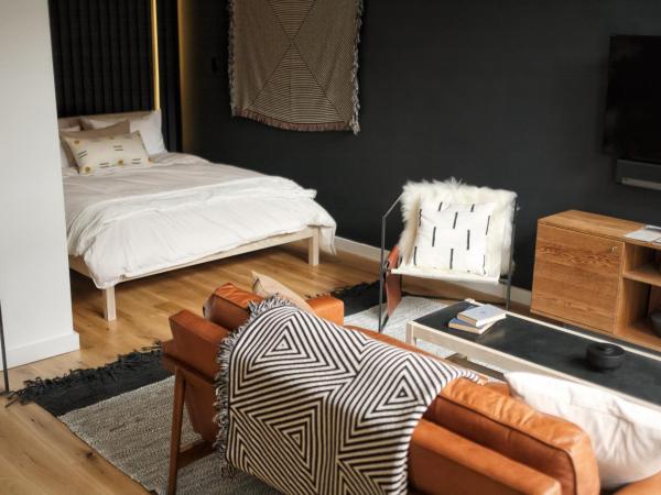 Lokal Hotel Fishtown : photo 9 de la chambre studio accessible aux personnes à mobilité réduite - vue sur jardin