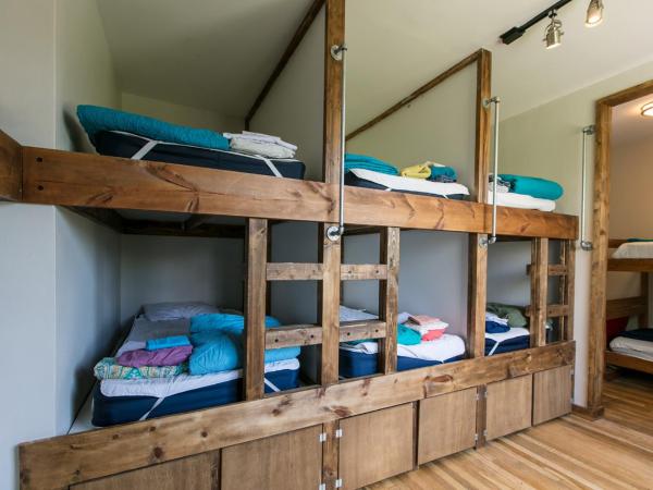 Hostel Detroit : photo 2 de la chambre lit dans dortoir mixte de 10 lits