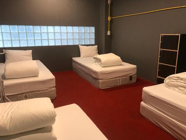 248 STREET HOSTEL : photo 7 de la chambre lit dans dortoir mixte de 4 lits