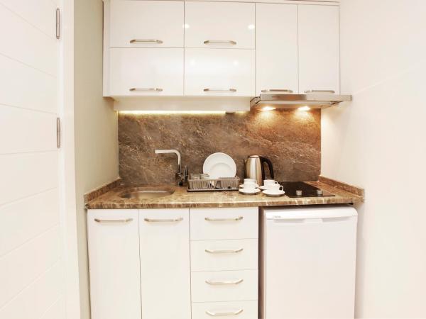 Kleopatra Suit Hotel : photo 9 de la chambre studio (2 adultes)