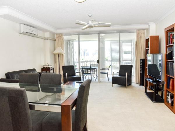 Founda Gardens Apartments : photo 1 de la chambre appartement 2 chambres avec 2 salles de bains