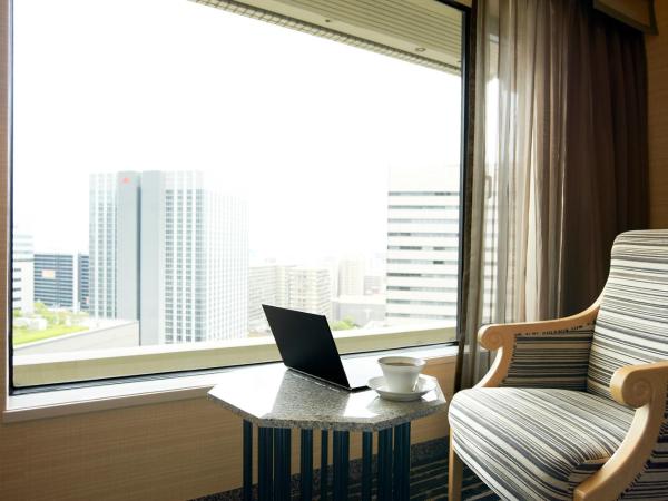 Hotel New Otani Osaka : photo 5 de la chambre chambre double Économique fumeurs - vue sur ville