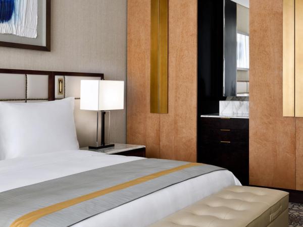 Grand Plaza Mövenpick : photo 6 de la chambre chambre lit king-size exécutive - vue sur mer - accès au salon, petit-déjeuner et boissons et canapés en soirée