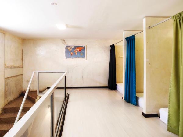 Beds In Garden Hostel : photo 3 de la chambre studio duplex