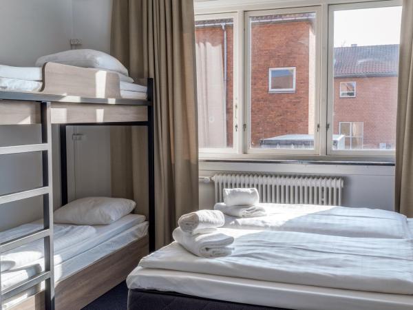 Copenhagen Go Hotel : photo 6 de la chambre chambre familiale (4 adultes) 