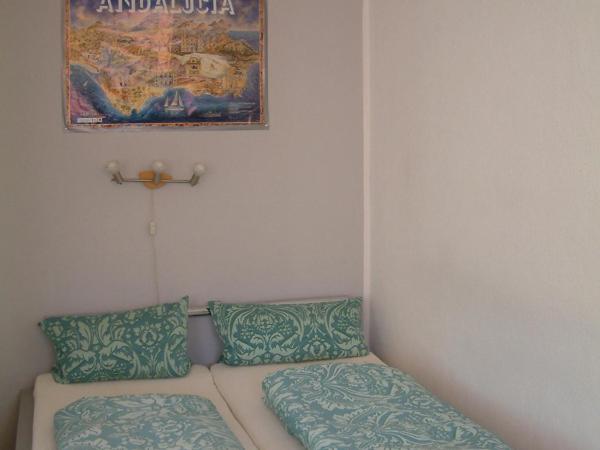 Pension Olé : photo 10 de la chambre appartement (2 adultes)