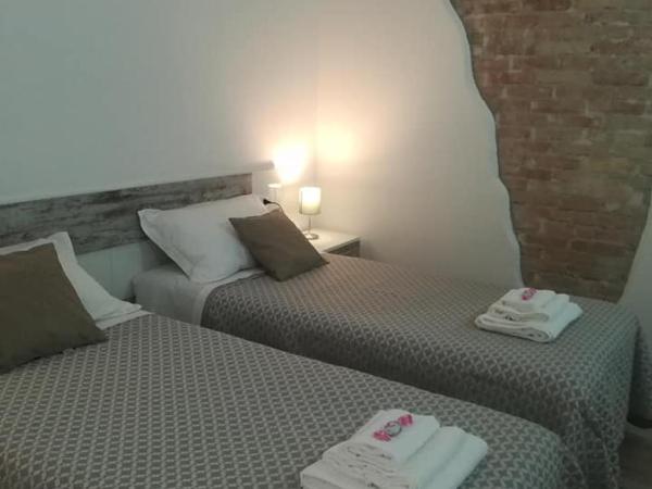 B.HOUSE : photo 1 de la chambre chambre double ou lits jumeaux avec balcon