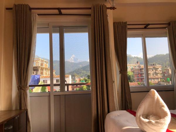 Hotel Guru : photo 3 de la chambre chambre double - vue sur montagne