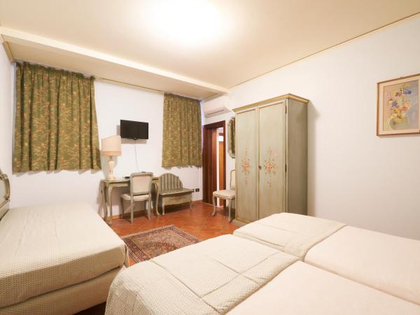 Hotel Serenissima : photo 5 de la chambre appartement 1 chambre - bâtiment séparé