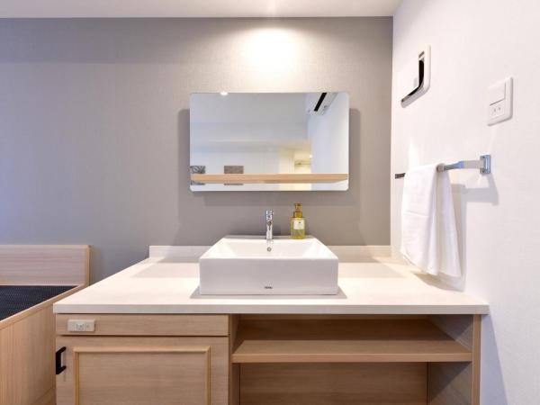 Vessel Inn Sakae Ekimae : photo 8 de la chambre chambre lits jumeaux supérieure