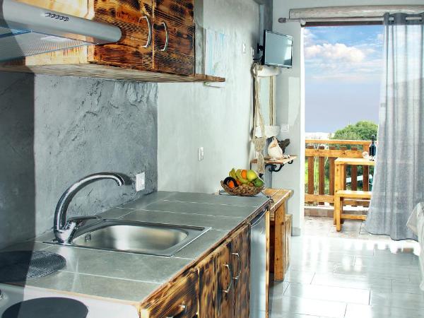 Christos studios and family apartments : photo 9 de la chambre chambre double deluxe