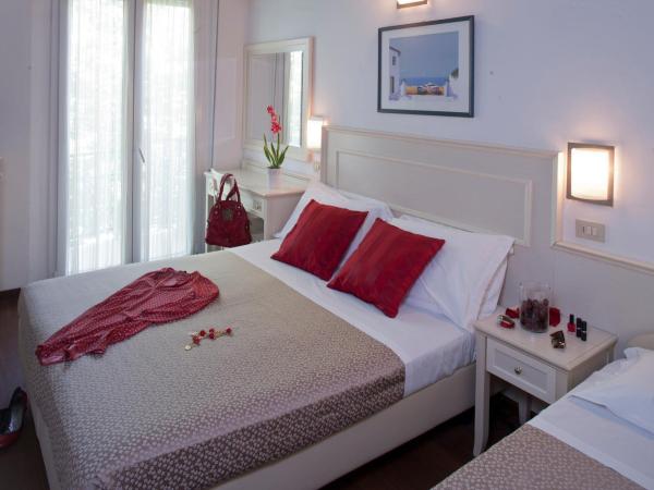 Hotel Fra I Pini : photo 8 de la chambre chambre double ou lits jumeaux confort 