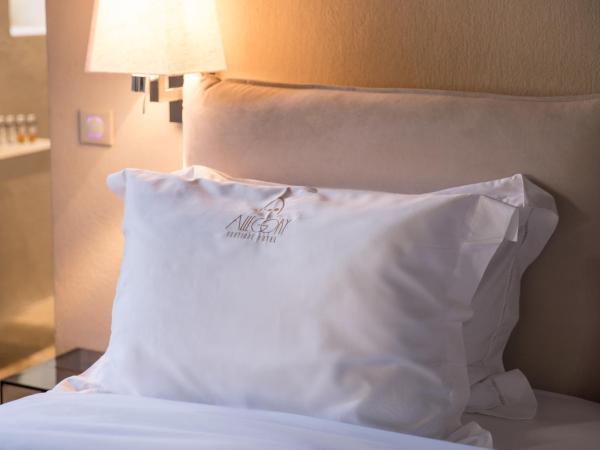 Allegory Boutique Hotel : photo 10 de la chambre suite junior avec douche à jets pour le corps - orphée