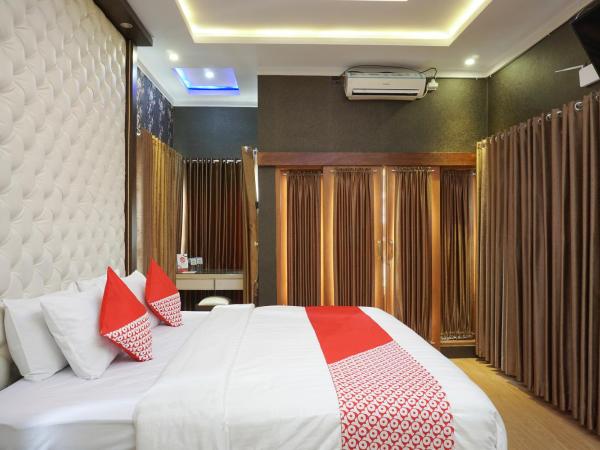 Super OYO 444 Rafitha Homestay : photo 5 de la chambre suite deluxe