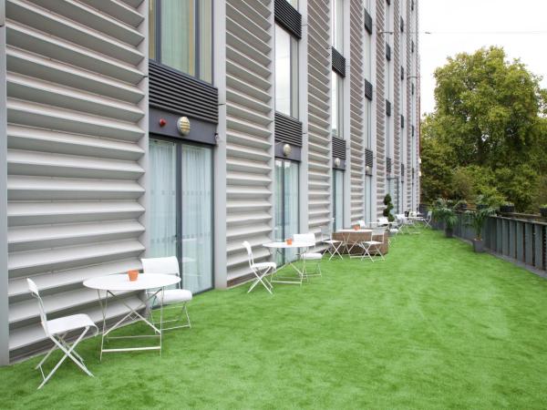 Bermondsey Square Hotel - A Bespoke Hotel : photo 5 de la chambre chambre double avec terrasse