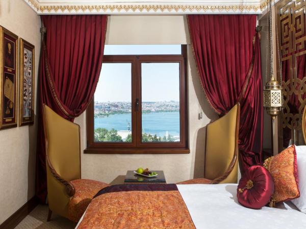 Daru Sultan Hotels Galata : photo 1 de la chambre chambre de luxe - vue sur corne d'or