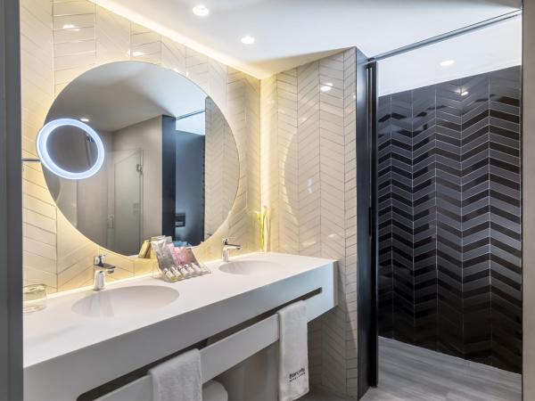 Barceló Sevilla Renacimiento : photo 5 de la chambre chambre premium de luxe