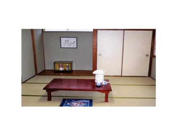 Ryokan Suzukisou-10 tatami mats room No bath and toilet- Vacation STAY 17872 : photo 4 de la chambre studio