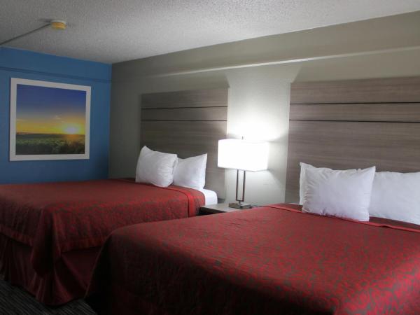 Days Inn by Wyndham N.W. Medical Center : photo 3 de la chambre chambre 2 lits queen-size - non-fumeurs