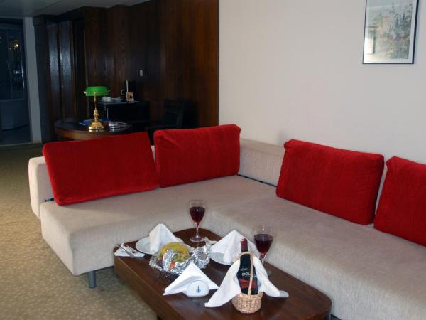 Derici Hotel : photo 3 de la chambre suite réservée aux adultes - vue sur mer