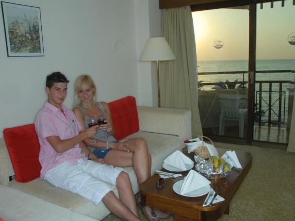 Derici Hotel : photo 2 de la chambre suite réservée aux adultes - vue sur mer