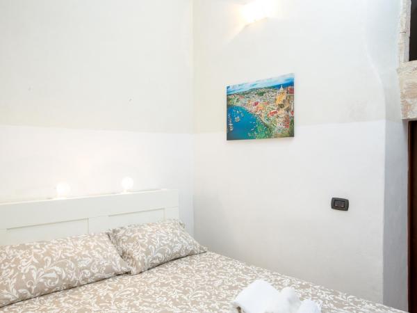 Maison Ortigia : photo 6 de la chambre appartement – bâtiment différent