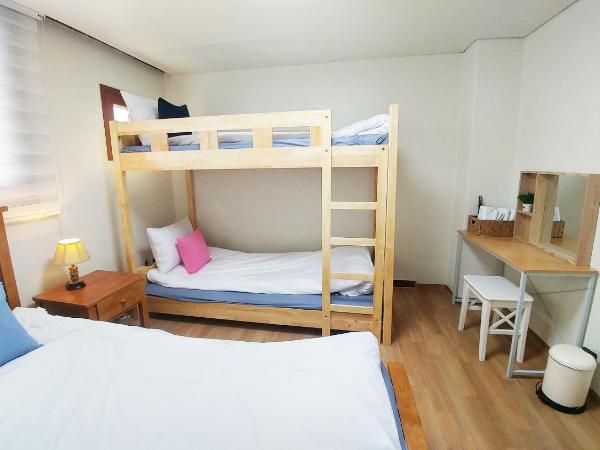 Dolma Hongdae : photo 6 de la chambre suite supérieure lit king-size