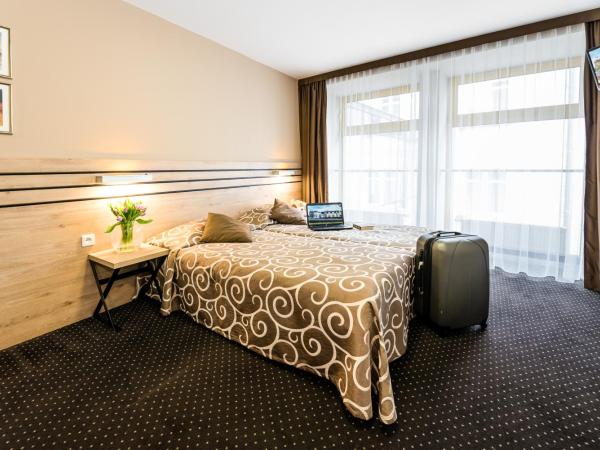 Hotel Wilga : photo 1 de la chambre chambre lits jumeaux