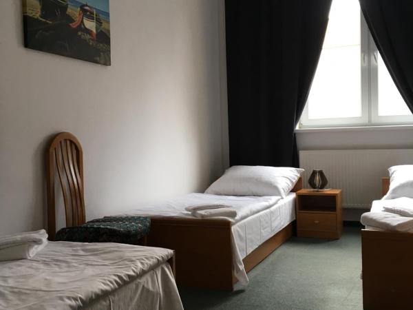 Hotel Arko : photo 6 de la chambre chambre triple