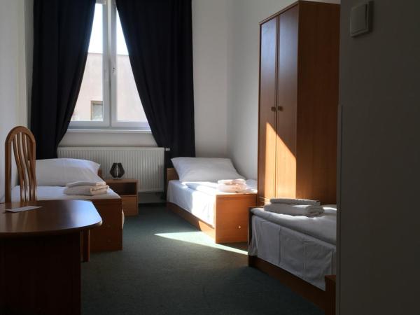 Hotel Arko : photo 3 de la chambre chambre triple