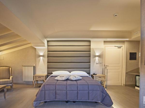 Hotel Cavour : photo 10 de la chambre chambre deluxe double ou lits jumeaux