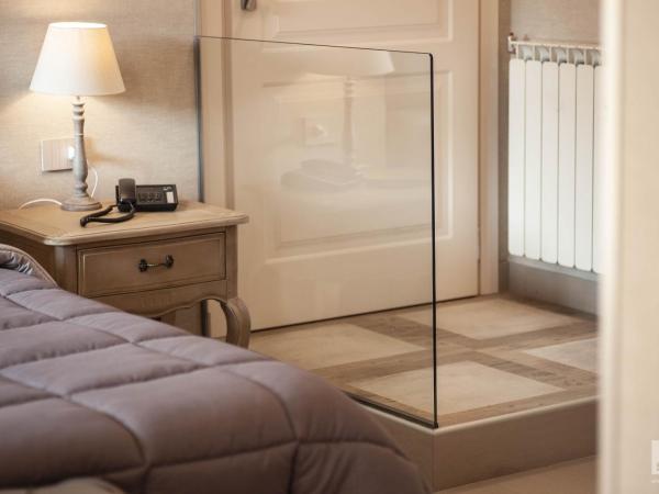 Hotel Cavour : photo 10 de la chambre chambre deluxe double ou lits jumeaux