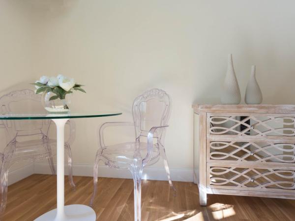 BB22 Cagliari : photo 3 de la chambre chambre lit king-size deluxe