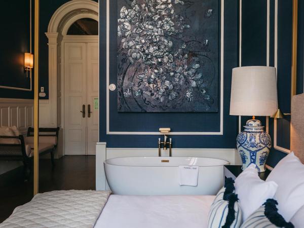 Torel 1884 Suites & Apartments : photo 1 de la chambre chambre double deluxe avec baignoire