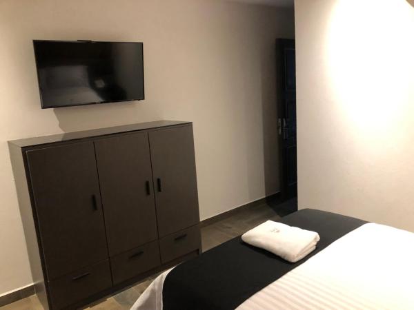 Hotel Isabel : photo 3 de la chambre chambre double