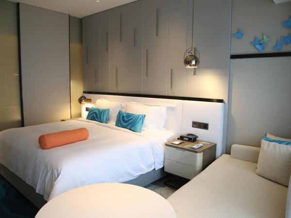 Wingate by Wyndham Sanya Luhuitou : photo 3 de la chambre superior harbour view room with double bed