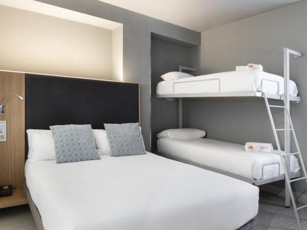 Petit Palace Alcalá : photo 2 de la chambre chambre quadruple (4 adultes)